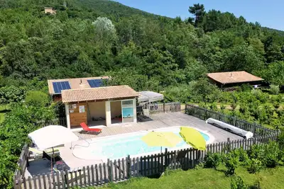 Image de Chalet indépendant, Piscine, Calme, grand jardin, Nombreuses Activités, Promo!