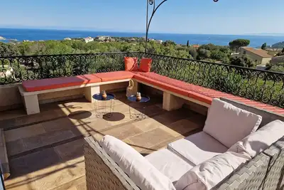 Image de Superbe Appartement Vue Magnifique Sur Les Iles, La Mer, Cap Corse Wifi Parking