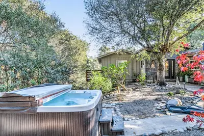 Image de Carmel Nirvana, à proximité des commerces, restaurants, golf, plage, laissez-passer d'aquarium disponibles