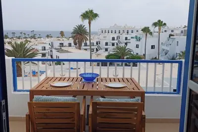 Image de Appartement Avec Terrasse Et Superbe Vue  Mer (Wifi) Entierement Renove