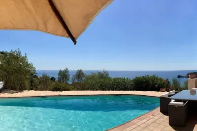 Image de Villa 180 m2 vue imprenable sur mer avec jardin privatif, à 5min des plag