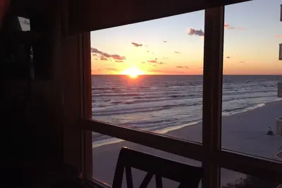 Image de Splash - Gulf Views - 3br 3ba Lockout Low Floor End Unit + 2 Free Beach Chairs