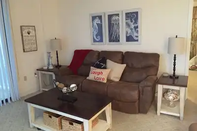 Image de 3 Br / 2 Ba Condo au Seaside Beach & Racquet Club