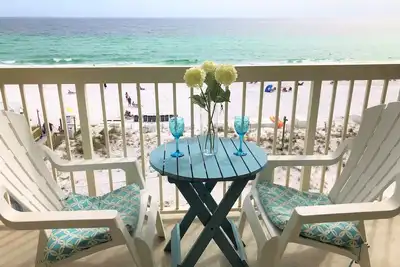 Image de Direct sur la plage, rénové, une vue magnifique! 5ème étage, 6 couchages