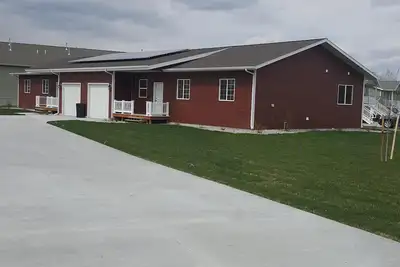 Image de 3 Chambres, 2. 5 Bain, Garage, Ac, W / D, WiFi Automne SPÉCIAL! ! 140, 00