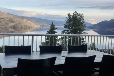Image de Une vue d'un million de dollars au centre de l'univers de l'Okanagan!