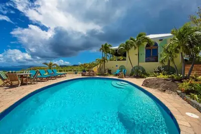 Image de 600 $ par nuit jusqu'en septembre 2019 Magens Hideaway Luxury. Reserve maintenant