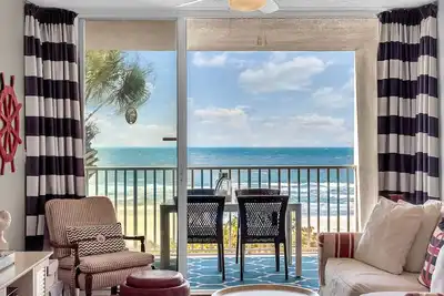 Image de Direct Beach Front - Grand balcon - Vues étonnantes - Récemment mis à jour