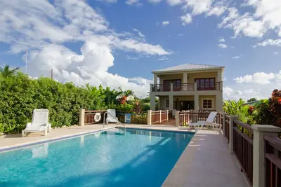 Image de * Courts séjours d'avril à juillet disponibles * Villa 4 chambres sur la côte ouest, près de la plage