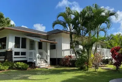 Image de Plantation Beach House - À quelques pas de la plage de Poipu, 3 chambres, piscine
