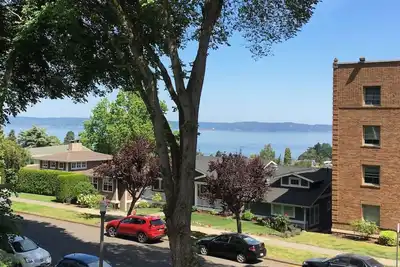 Image de la vue sur le Pacifique, baignoire jacuzzi, quartier historique haut de gamme