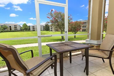 Image de À quelques minutes de Disney! Condo éblouissant au rez-de-chaussée avec de nombreuses améliorations