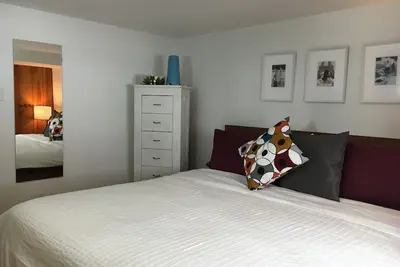 Image de Belle suite, dans un quartier très pratique, luxuriant, West Side