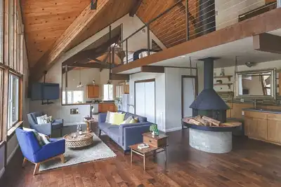 Image de Maison de Charme intérieur de la porte du parc national de Sequoia