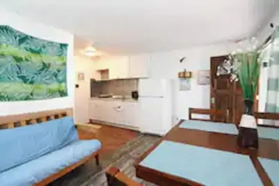 Image de 2 Chambre, Beach Block Apt. w / parking gratuit