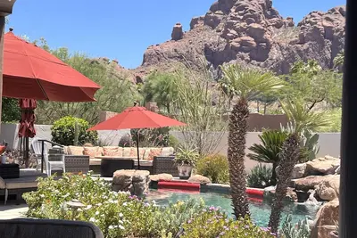 Image de Piscine chauffée - Vues à couper le souffle sur la montagne Camelback!