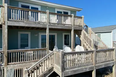 Image de Fantastic Oceanfront 4bd/2ba. 3 night min Spring/Fall and 10%-15% Discounts!