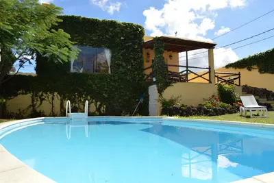 Image de Chalet La Alpispa avec piscine privée à Las Palmas.