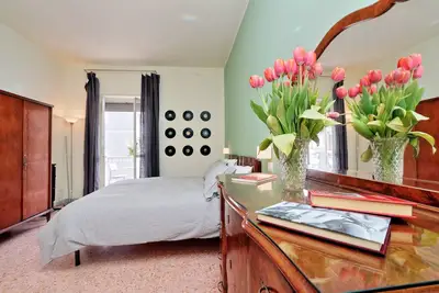 Image de Appartement central à Rome 2 chambres 2 salles de bain, jusqu'à 5 personnes