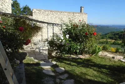 Image de Dans charmant  village typique du Parc Naturel du Luberon