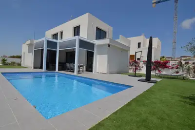 Image de Villa moderne avec piscine privée