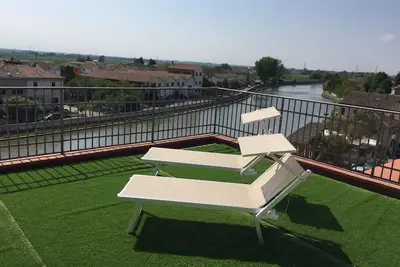 Image de Appartement avec terrasse sur la rivière Po - Flamingo