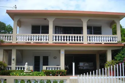 Image de Dos Palmas Casita-1Bdrm, 1Ba à Esperanza, à pied du Malecon, restaurants, plages