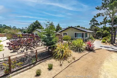 Image de Wine Down Cottage au coeur de Cambria