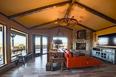 Image de Doves Rest Cabins - Comanche, sur la rive ouest