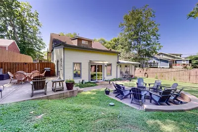Image de Bungalow de 3200 pieds carrés dans le célèbre Five Points East - 2 mi. du centre-ville de Nashville