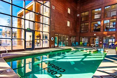 Brian Head Royale Suite Queen, Pool & Jacuzzi, Ski-I / O, 3 Br +, 2 salles de bain, 14 couchages