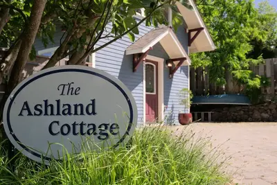 Image de The Ashland Cottage, à pied de la ville