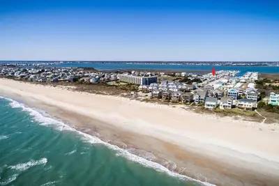 Image de Belle vue sur l'océan / côté sonore 3 Br 3. 5 bains Cottage à Atlantic Beach
