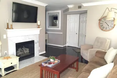 Image de Beautiful Beach Condo, une maison loin de chez soi, pour 6 personnes!