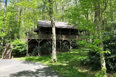 Image de Chalet en bois dans la ville de Boone - Dog Friendly