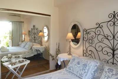 Image de Asteri - Détendez-vous dans le fauteuil suspendu sur le toit dans un complexe confortable