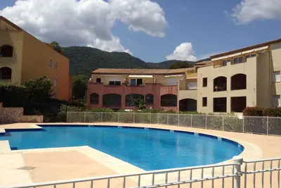 Image de Appartement dans résidence proche de la plage, centre ville Cavalaire sur Mer, St. Tropez