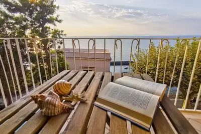 Image de Appartement moderne \"Sunset\" avec vue sur la mer