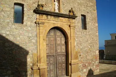 Image de Maison typique sicilienne dans un village calme très proche de Cefalu