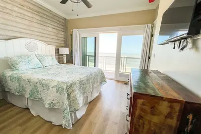 Image de Ocean Front Good Times. . . Seulement quatorze pas de la plage