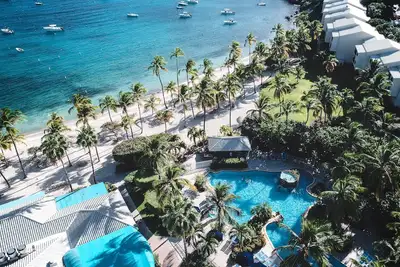 Image de Vues incroyables avec piscine, bain à remous, restaurant, plage, laveuse / sécheuse, Roku & WiFi.