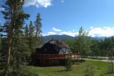 Image de Cabine du dôme géodésique à 9 200 pieds sur Buffalo Mountain!