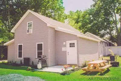 Image de Steps From Strip 3 Chambre 1. 5bath nouvellement remolded. Ac, wifi, câble, firepit,