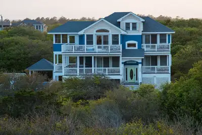 Image de «Bikini Bottom» vous invite à vous détendre et à jouer au bord de la mer