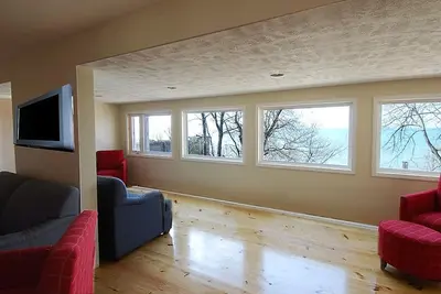 Image de 10Bedroom 4Bath Whirlpool Master Bed Private Lake Access Ac, Wifi, Cable, Fire pit