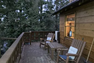 Image de Cabine confortable à 2 pâtés de maisons de Bear Mountain dans le sud de la Californie