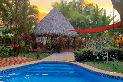 Image de Grande retraite en couple ou vacances en famille pour 8 personnes! ! ! ! 5 minutes en voiture des plages!