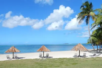 Image de «Super Condo Sur la Plage»: Piscine, Spa + WiFi Gratuit