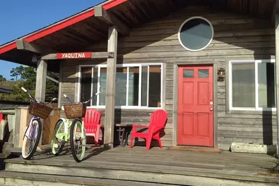 Image de Nye Beach Oceanfront Street, Spa, Sauna, Terrasse sur le toit, Cheminées, Loft pour enfants
