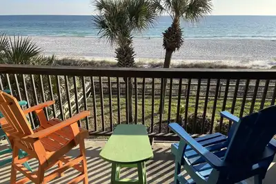 Image de Front de mer, à pied de Pier Park. Emplacement parfait! ! !